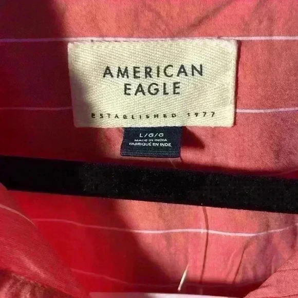 American Eagle pink button-down shirt new with tags never worn size large - Picture 2 of 6